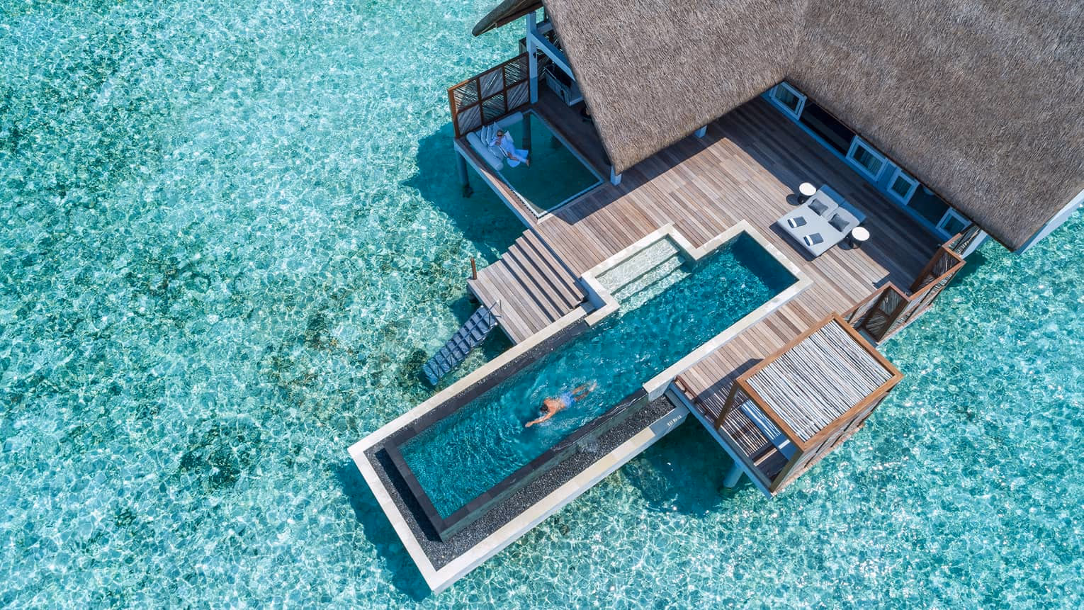 Villa sur pilotis aux Maldives