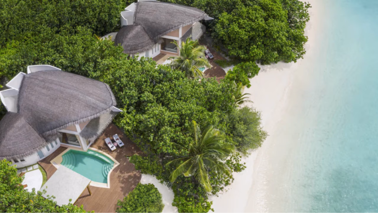 Beach Pool Villa – Sunset
