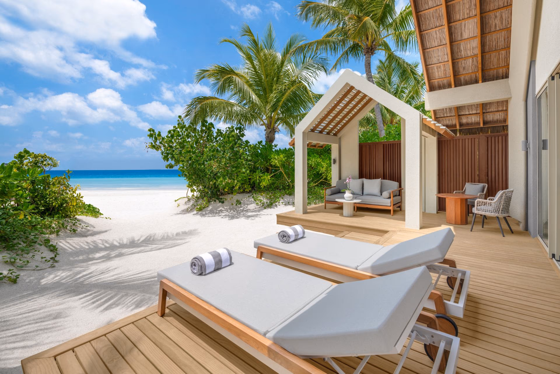 Beach Pool Villa – Sunrise