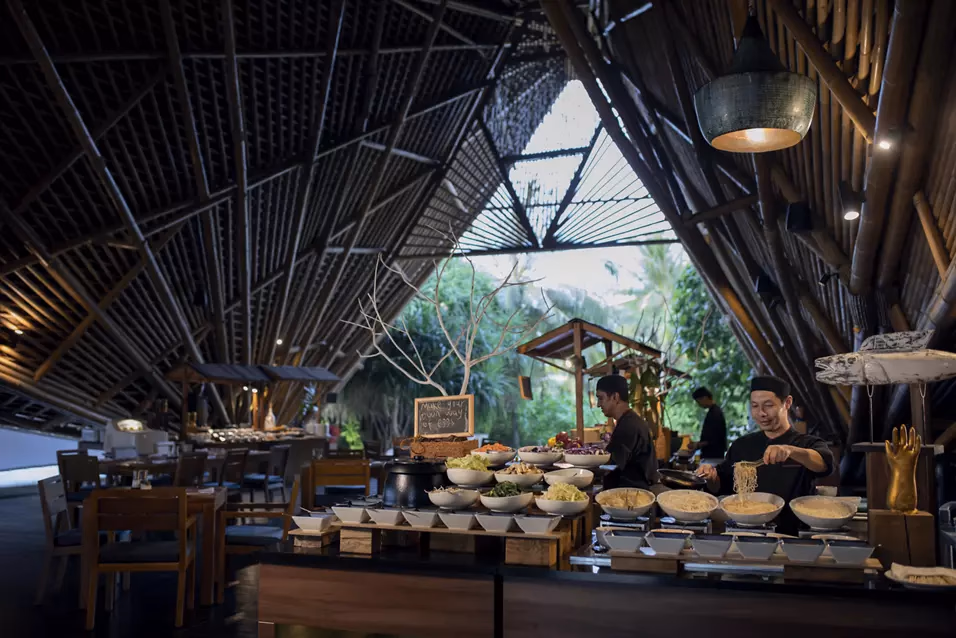 Mövenpick Coffee & Wine Lounge