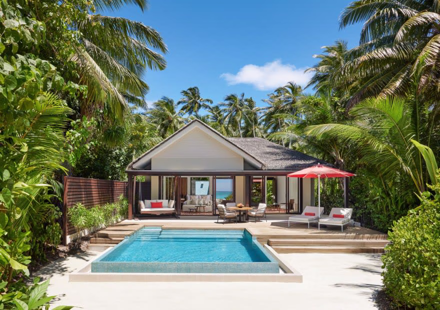 Deluxe Family Beach Pool Villa