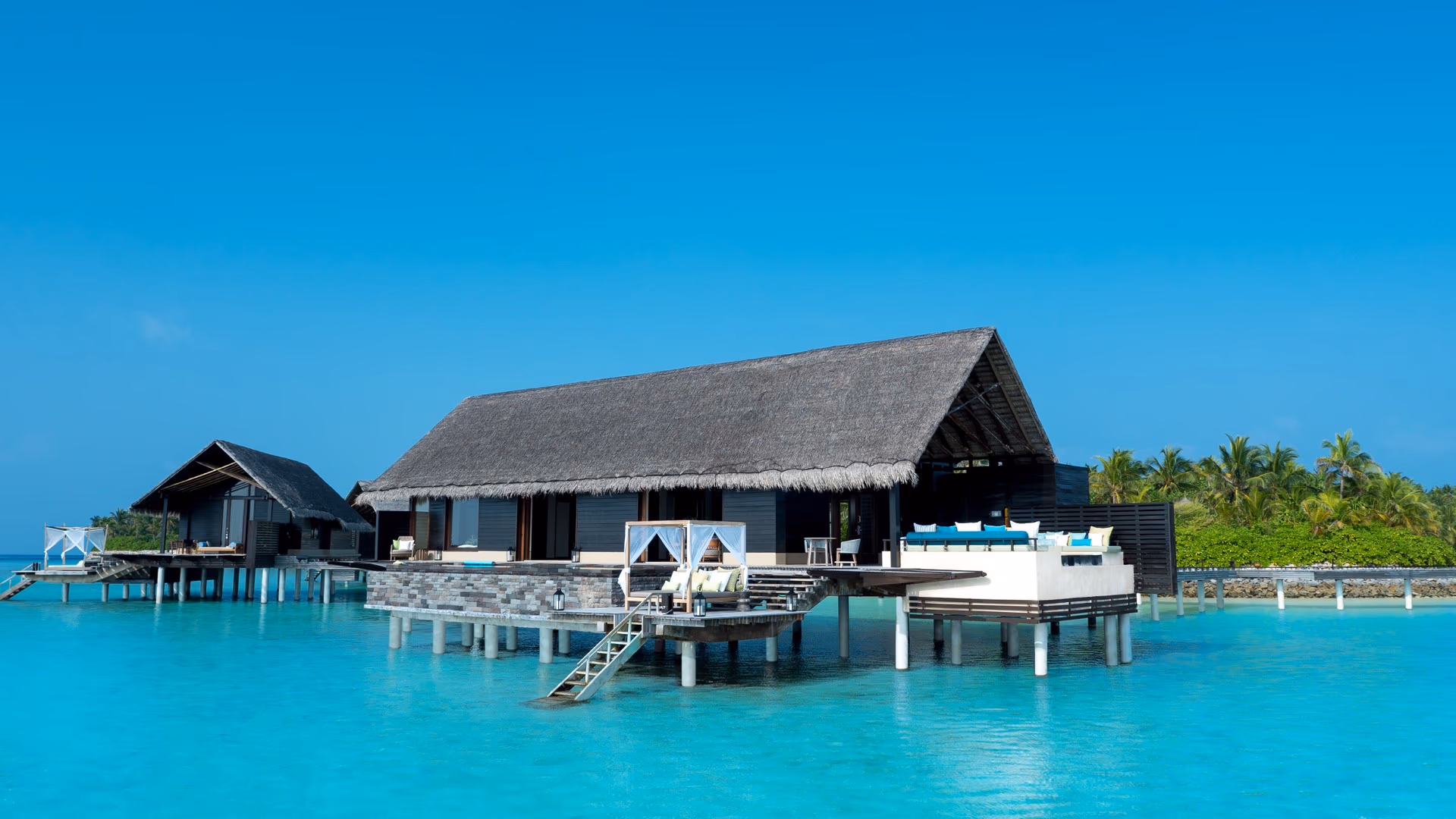 Grand Water Villa with Pool