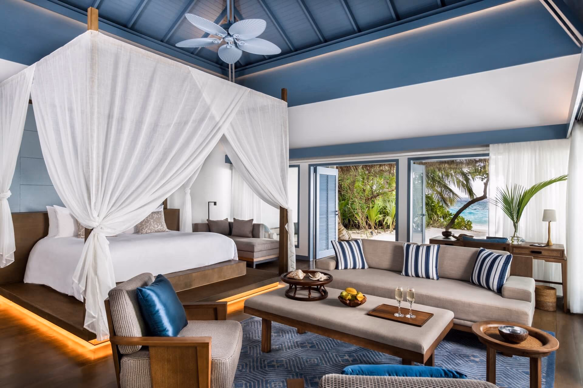 Beach Villa with Pool