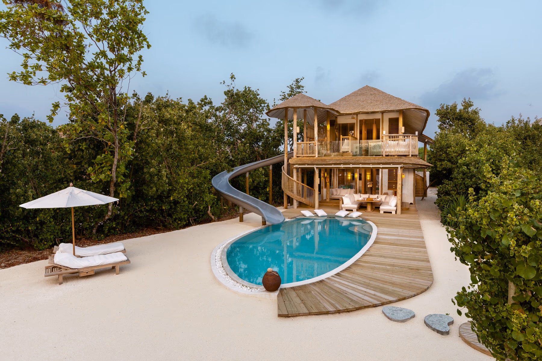 2 Bedroom Island Retreat with Slide